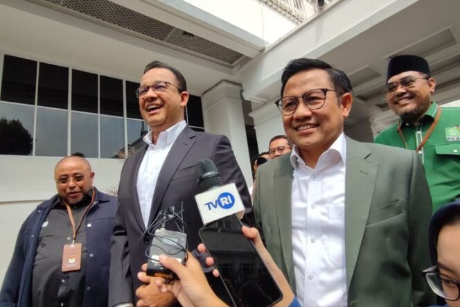 
 Capres-cawapres nomor urut 1, Anies Baswedan-Muhaimin Iskandar, hadir dalam penetapan Prabowo Subianto-Gibran Rakabuming Raka sebagai presiden dan wakil presiden terpilih hasil Pilpres 2024, Rabu (24/4/2024), oleh KPU RI.(KOMPAS.com / VITORIO MANTALEAN)